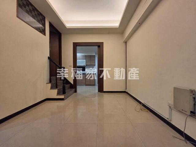 永康戶政12米路傳統車墅|永康首購買房 照片 4