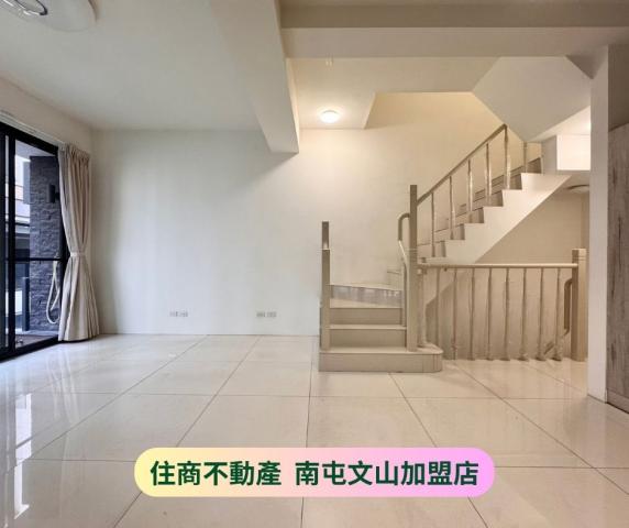 【大里74旁】超優質別墅❤️雙車位 照片 3