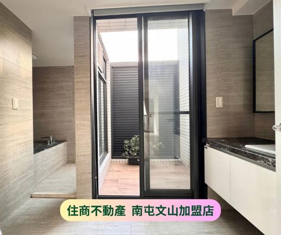 【大里74旁】超優質別墅❤️雙車位 照片 10