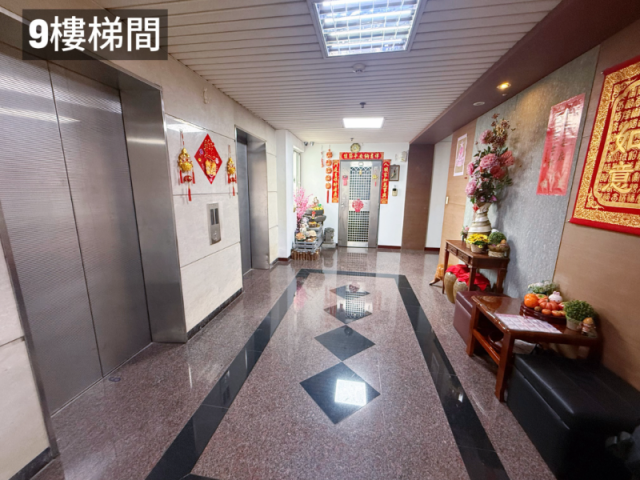 台北房仲女王 專任約~西門挑高優質白金屋 照片 3