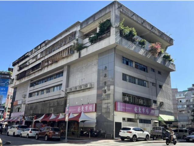 台北房仲女王 瑞安雅仕一樓+地下室店辦住 照片 14