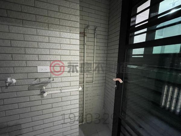 和宜上美|社區底商店面附平車|管理室旁 台中太平買房 照片 4
