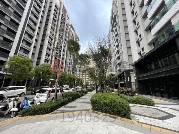 和宜上美|社區底商店面附平車|管理室旁 台中太平買房 照片 6