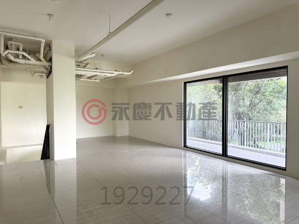 國泰美禾公園首排挑高7.2米樓店+平車 照片 4