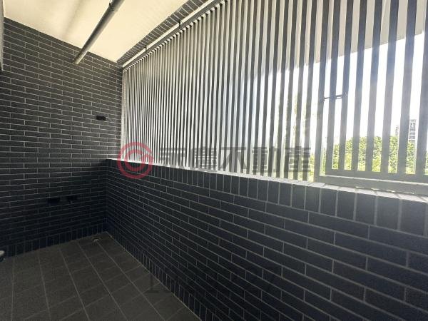 國泰美禾公園首排挑高7.2米樓店+平車 照片 10