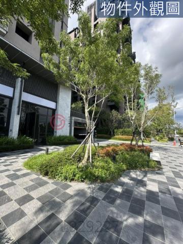 國泰美禾公園首排挑高7.2米樓店+平車 照片 12