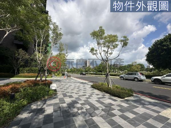 國泰美禾公園首排挑高7.2米樓店+平車 照片 14