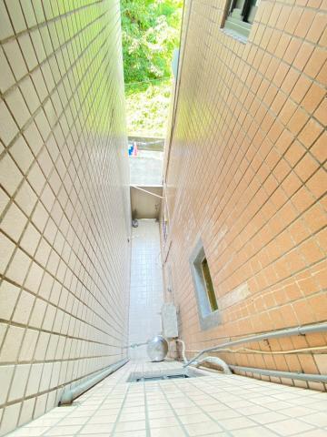 大里買屋推薦 霧峰有故事大建坪邊間美別墅 照片 16