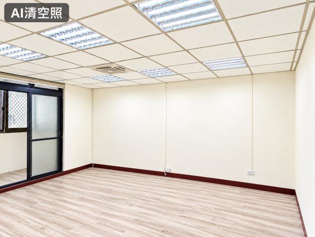 大里透天店面 成功國中合法三照廠住 照片 10