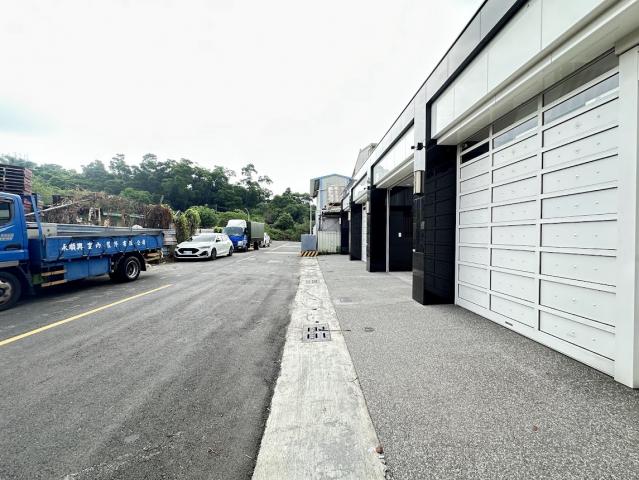【新成屋】大坪頂商圈"原湘"日系雙車庫|雙主臥|豪華大別墅 照片 5