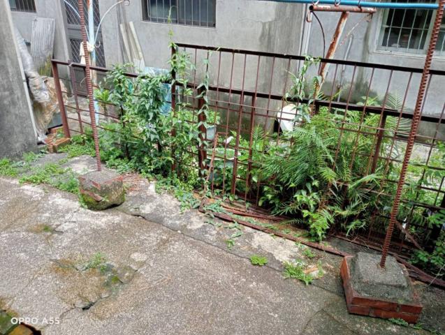 嘉義房屋土地 民生南路孝親房車庫透天 照片 10
