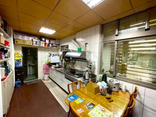 宜蘭土地房屋|宜市精華區三角窗收租店住 照片 4