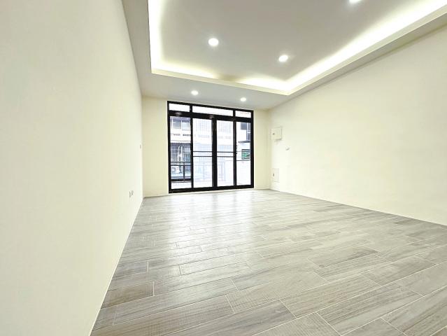 仁德保安路整新金透天 安平房仲推薦 照片 6