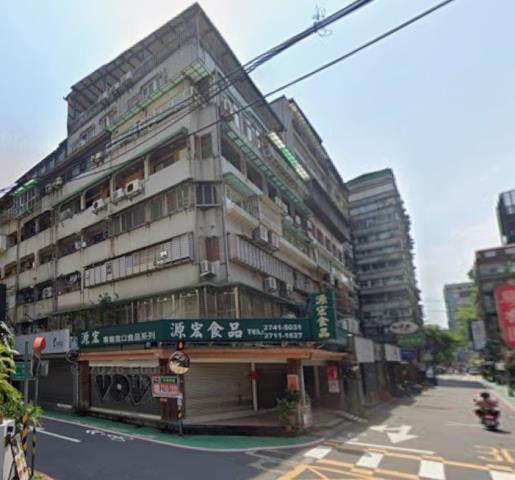 金城華廈 內梯頂增 東區機能商圈 大台北法拍仲介 照片 1