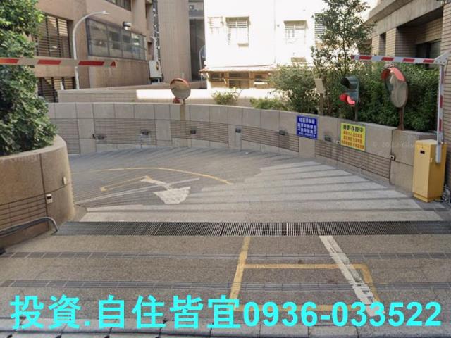 新北法拍房仲 新北市新莊區萬安街 時尚女人香大樓 法拍屋 照片 5