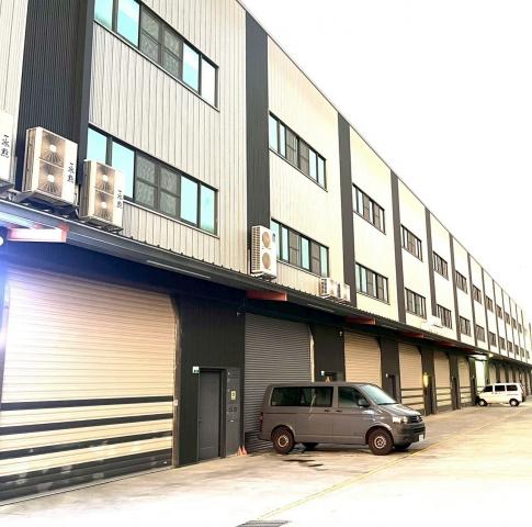 中埔交流道20米路挑高12米合法廠房 照片 9