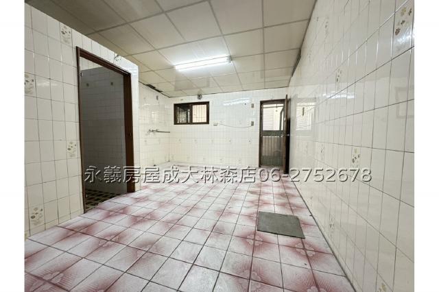 (專)佳里近學區鬧中取靜勝利靜巷4房透天 永康土地出售 照片 3