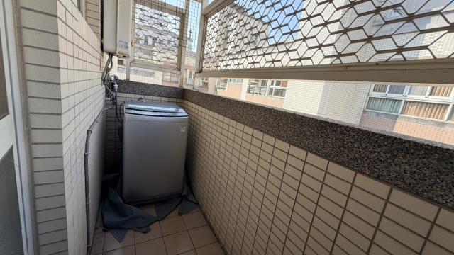 台中南區房價 北區稀有惠宇凱悅-高層樓附平面車位 照片 10