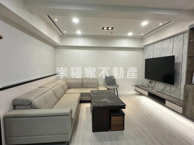 台南買房首選⚠️【景觀樓中樓舒適三房車位】✅台南房仲老妹✅ 照片 1