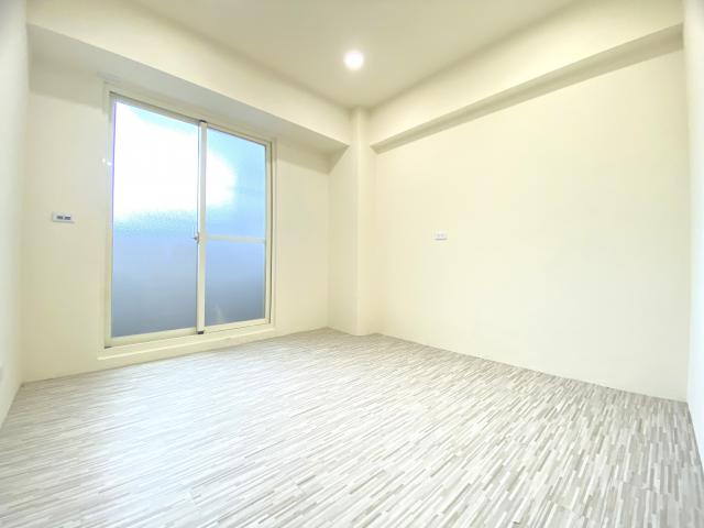 大里仁愛醫院旁|稀有店住附車位|百萬裝潢可立即營業,近學區! 照片 11
