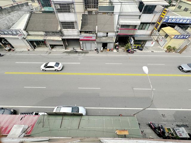 三豐路市區核心!成家首選高CP值透天店面!如果你在找豐原透天 照片 11