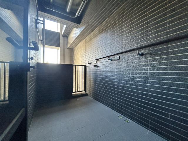 海線中央親鄰~全新精裝4房坡平!馬上入住,趁現在成家一次到位 照片 5