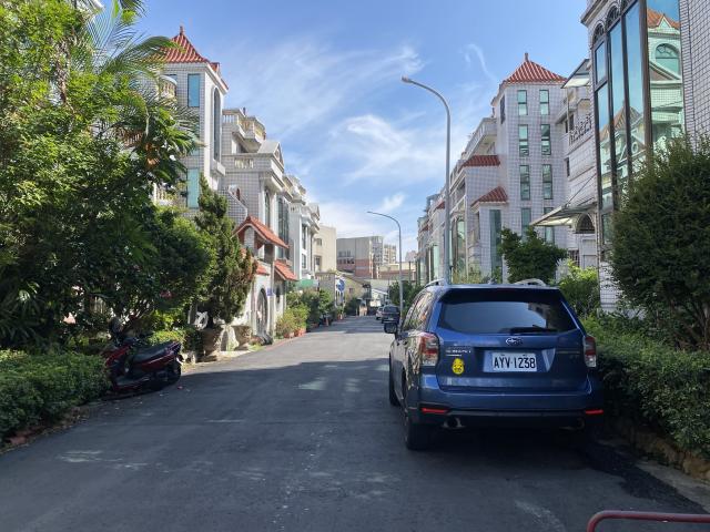 低總價卡位水湳核心!中清麗景大三房平車,全室電線已更新,成家 照片 13