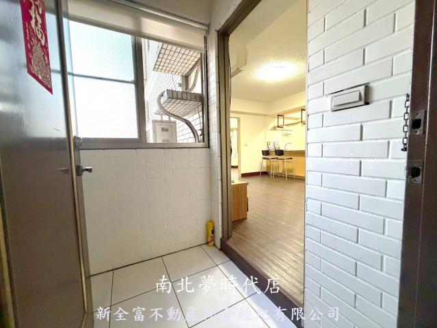 大台南房仲王 專★新天地。遇見幸福核心2房+平車位電寓 照片 13