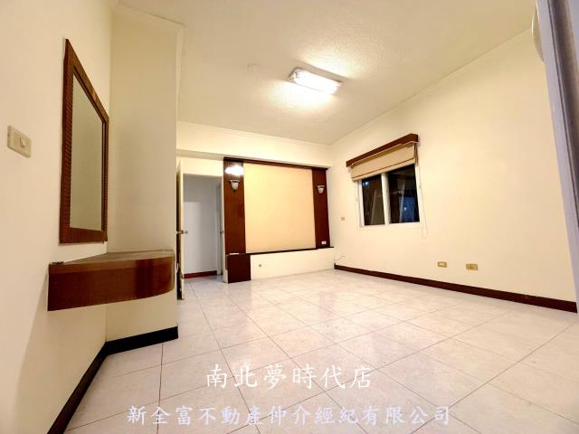 台南美美房屋 南應用科大精美3房 照片 3