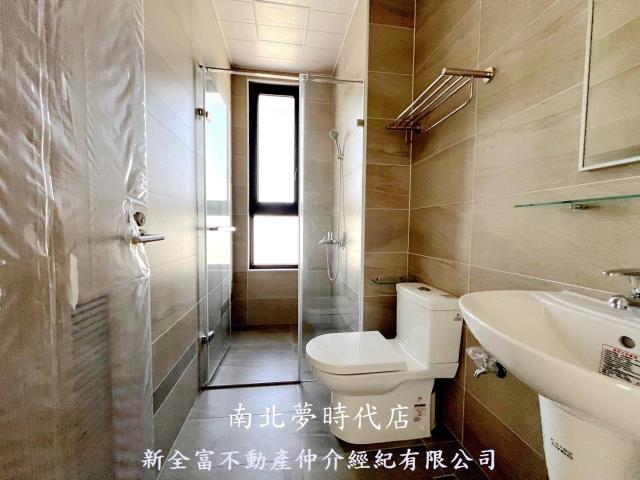 台南美美房屋 陶喜3房贈大露臺頂樓平車電寓 照片 11