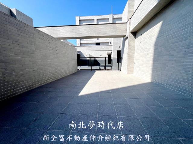 台南美美房屋 陶喜3房贈大露臺頂樓平車電寓 照片 13