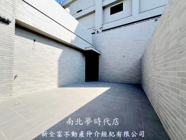 台南美美房屋 陶喜3房贈大露臺頂樓平車電寓 照片 14