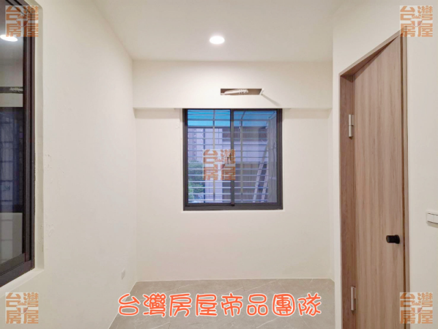 仁華街亮麗美寓邊間4樓 照片 2