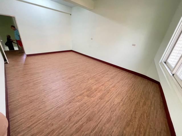 高雄買房買屋 屏東/東港臨路全屋翻新優質店住 照片 9