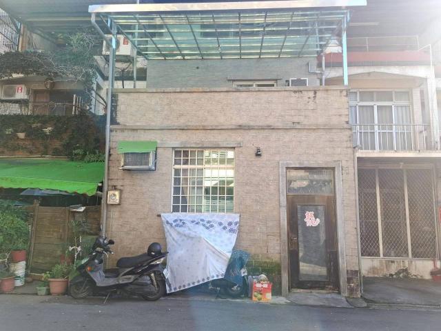 台北房仲(Apple姊)新店超大.超涼獨家透天厝 照片 3