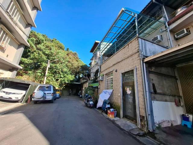 台北房仲(Apple姊)新店超大.超涼獨家透天厝 照片 4