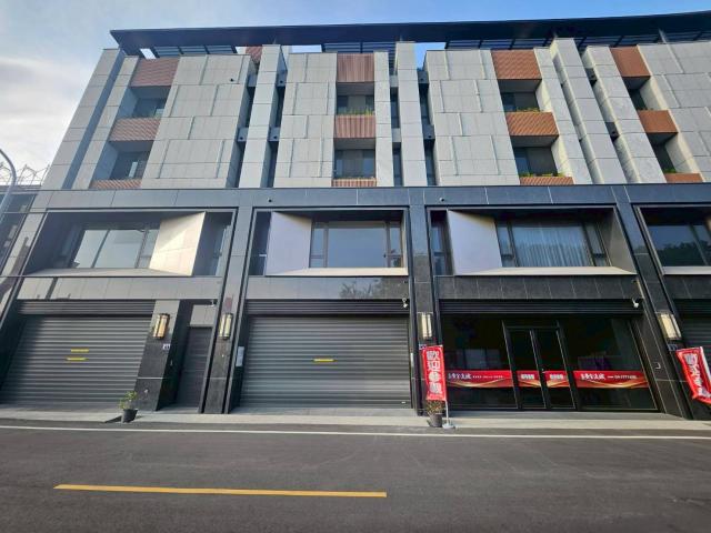 彰化市中華路大地坪黃金店住 照片 1