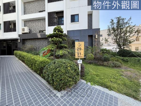 [暖姐海線房仲] 中港學區高樓層全室裝潢大兩房平車 照片 2