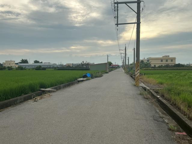 彰化房仲達人 員林房屋買賣 (專任)埔鹽76東西向快速旁美田地 照片 2
