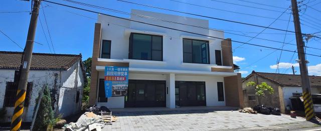 彰化房仲達人 員林房屋買賣 溪州榮光新成屋A(2戶可選) 照片 1