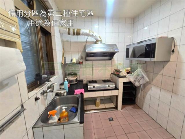 土城重劃好房找金姐 清水方正3房美寓 照片 7