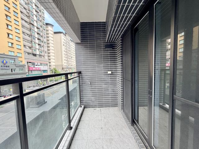 竹北優質房仲 竹市聚吉第全新三房+平面車位 照片 6