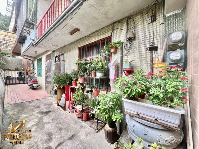 中壢買房找佩宇 桃園龍門街透天 照片 13