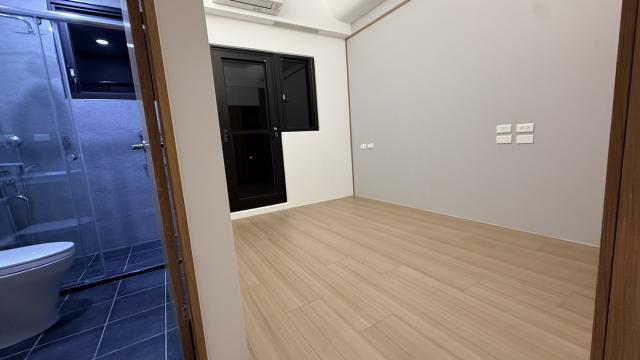 宜蘭房產達人 礁溪近市區全新2房2衛裝潢2房車位華廈~台灣房屋小 照片 11