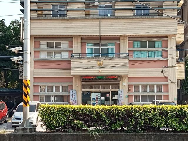高雄土地職人湖內省道上大湖車站黃金店住 照片 4