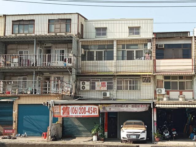 高雄土地職人湖內省道上大湖車站黃金店住 照片 1