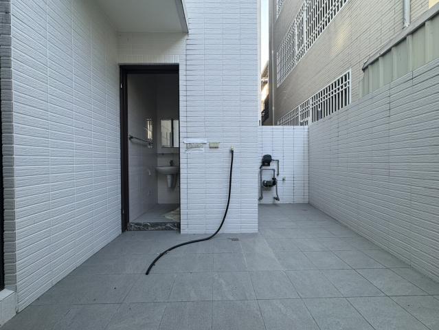 高雄土地職人湖內大路邊全新店住車庫鈔票亮透天 照片 14