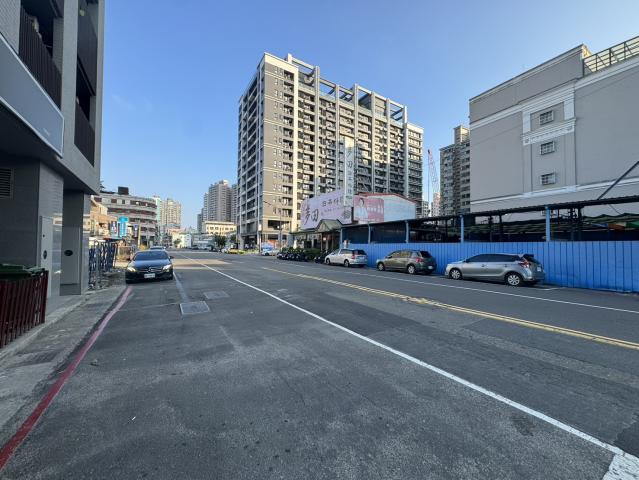 高雄土地職人左營高鐵科技之心稀有住宅置產建地 照片 8