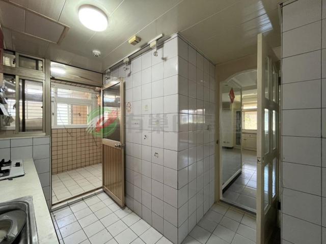 基隆房仲柏智| 安樂區麥金路|皇家翡翠精美3改2房 照片 9