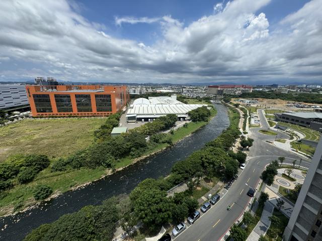 機場生活圈房仲 青埔水岸第一排 櫻花緻 景觀三房平車 照片 10